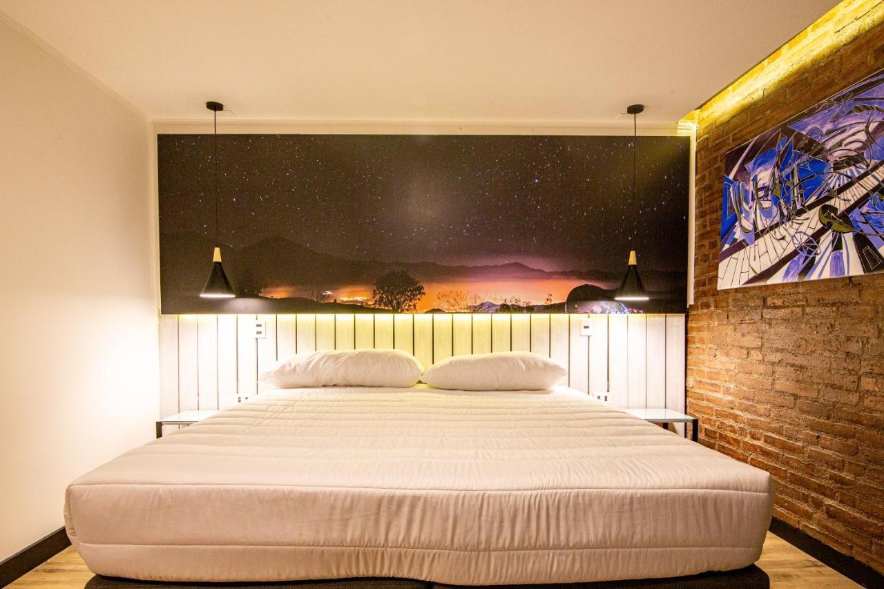 Hostal Boutique Black Cat Santiago Eksteriør bilde